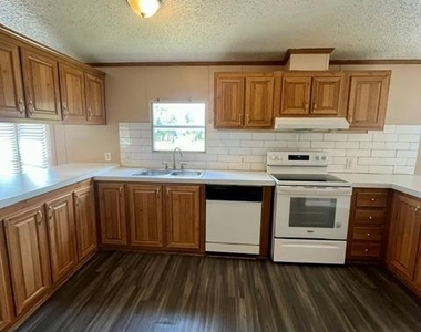 150 Oak Forest Dr - Photo Thumbnail 6