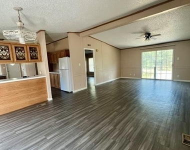 150 Oak Forest Dr - Photo Thumbnail 4