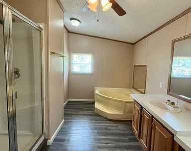 150 Oak Forest Dr - Photo Thumbnail 19