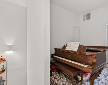 738 11th Street Ne - Photo Thumbnail 13