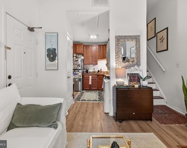 738 11th Street Ne - Photo Thumbnail 10