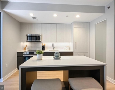 950 3rd Street Nw - Photo Thumbnail 24