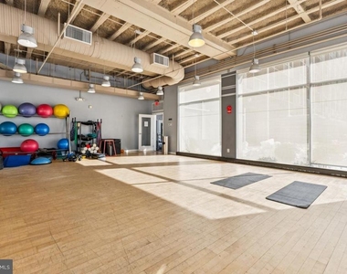 350 G Street Sw - Photo Thumbnail 24