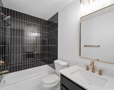 2537 Vernell Way - Photo Thumbnail 11