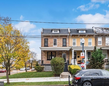 900 Madison Street Nw - Photo Thumbnail 1