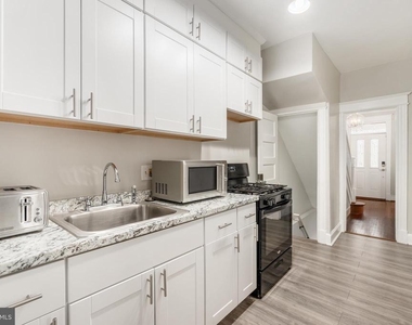 900 Madison Street Nw - Photo Thumbnail 11