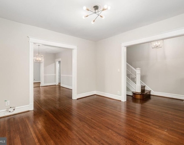900 Madison Street Nw - Photo Thumbnail 5