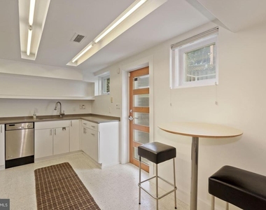 3640 Everett Street Nw - Photo Thumbnail 10