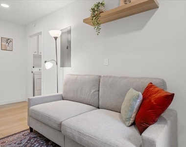 1406 N Georgetown St - Photo Thumbnail 18