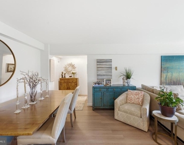 4201 Cathedral Avenue Nw - Photo Thumbnail 11