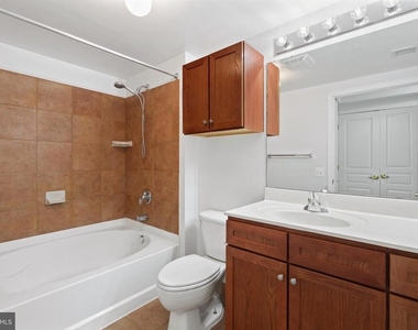 631 D Street Nw - Photo Thumbnail 25