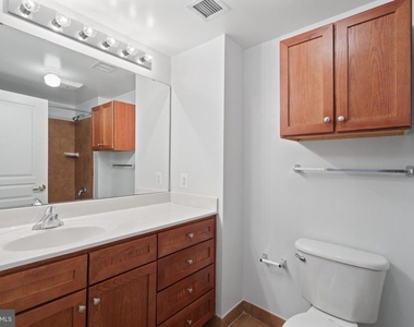 631 D Street Nw - Photo Thumbnail 17