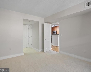 915 E Street Nw - Photo Thumbnail 17