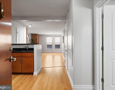 915 E Street Nw - Photo Thumbnail 4