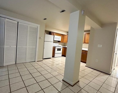 204 16th Street Se - Photo Thumbnail 4