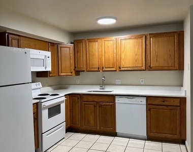 204 16th Street Se - Photo Thumbnail 2