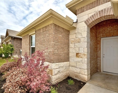 5817 Roderick Dr - Photo Thumbnail 2