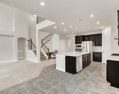 5300 Cipriano Dr - Photo Thumbnail 9