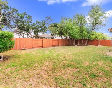 5300 Cipriano Dr - Photo Thumbnail 35