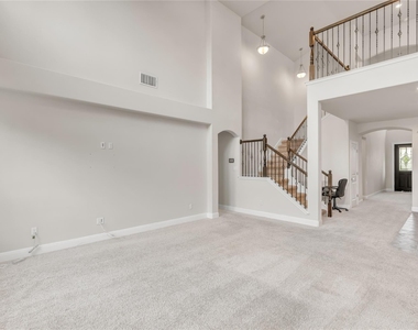 5300 Cipriano Dr - Photo Thumbnail 7