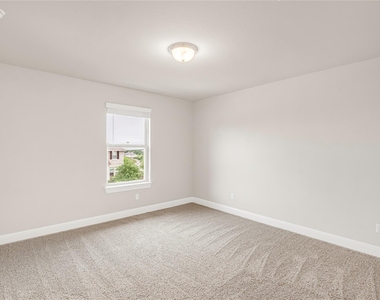 5300 Cipriano Dr - Photo Thumbnail 31