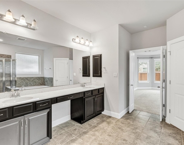 5300 Cipriano Dr - Photo Thumbnail 19