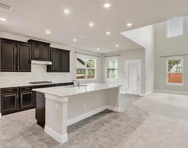5300 Cipriano Dr - Photo Thumbnail 10