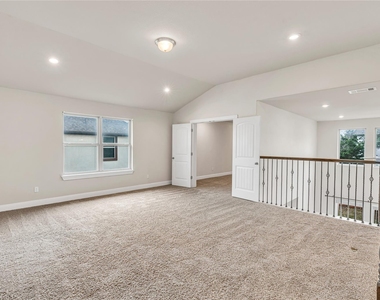 5300 Cipriano Dr - Photo Thumbnail 25