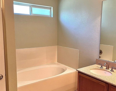 2117 Kimra Ln - Photo Thumbnail 17