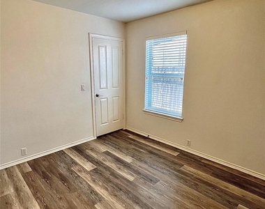 2117 Kimra Ln - Photo Thumbnail 29