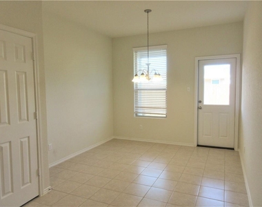 124 Green Egret Way - Photo Thumbnail 7