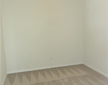 124 Green Egret Way - Photo Thumbnail 8