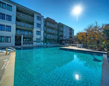 3600 S Lamar Blvd - Photo Thumbnail 22