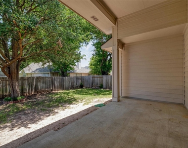 2310 Kristen Ln - Photo Thumbnail 22