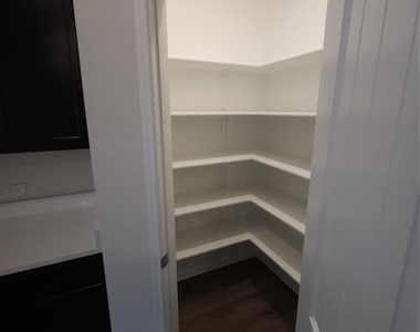 152 Grey Slate Ave - Photo Thumbnail 8