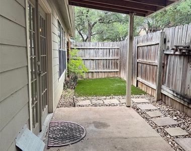 7825 Beauregard Cir - Photo Thumbnail 20