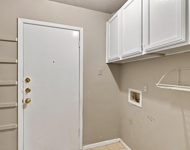 7825 Beauregard Cir - Photo Thumbnail 19