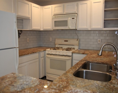 7825 Beauregard Cir - Photo Thumbnail 30