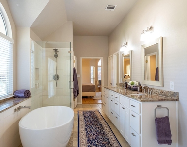 17200 Poncho Springs Ln - Photo Thumbnail 24