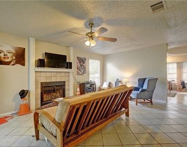 2011 Kirksey Dr - Photo Thumbnail 5