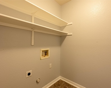 3018 Rock Rose Pl - Photo Thumbnail 20