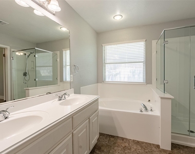 3018 Rock Rose Pl - Photo Thumbnail 16