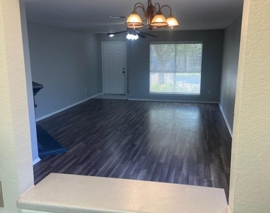 17616 Tobermory Dr - Photo Thumbnail 12