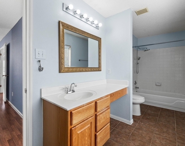 1704 Matagorda Dr - Photo Thumbnail 23