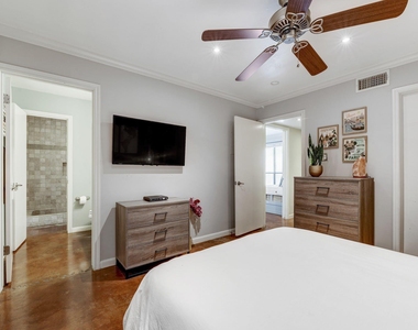 1100 Azie Morton Rd - Photo Thumbnail 16