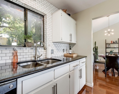 1100 Azie Morton Rd - Photo Thumbnail 12