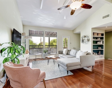 1100 Azie Morton Rd - Photo Thumbnail 6