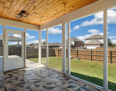 1341 Eagle Ray St - Photo Thumbnail 32