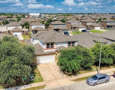1341 Eagle Ray St - Photo Thumbnail 26