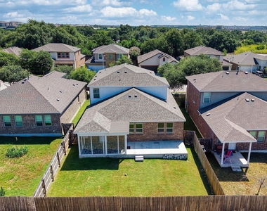 1341 Eagle Ray St - Photo Thumbnail 30